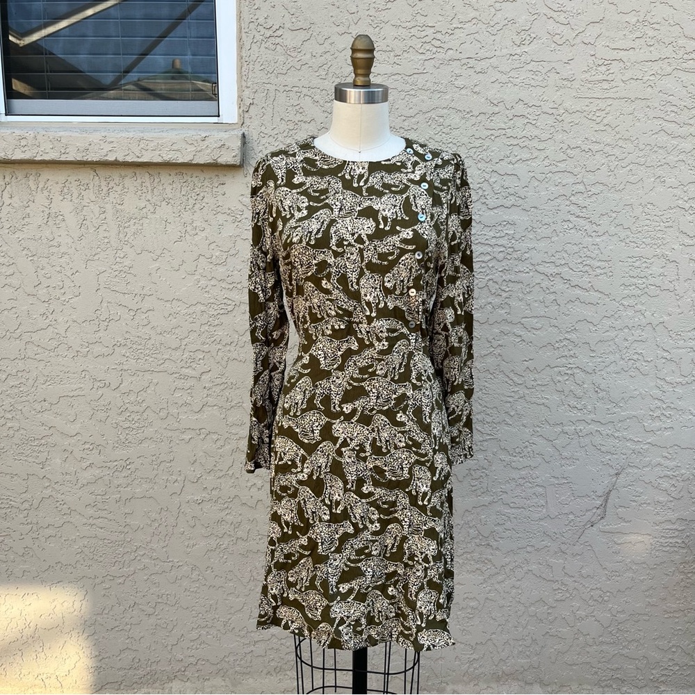 & other stories 40’s style green khaki dress with leopard print